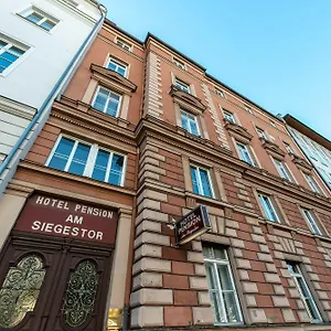 https://hotel-pension-am-siegestor.com-bavaria.com